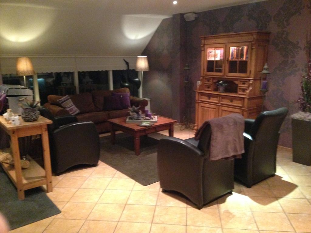 B&B Logement Grenzeloos Doldersum Exterior photo
